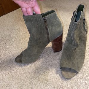 Jessica Simpson Keris Peep Toe Heeled Ankle Booties/Boots